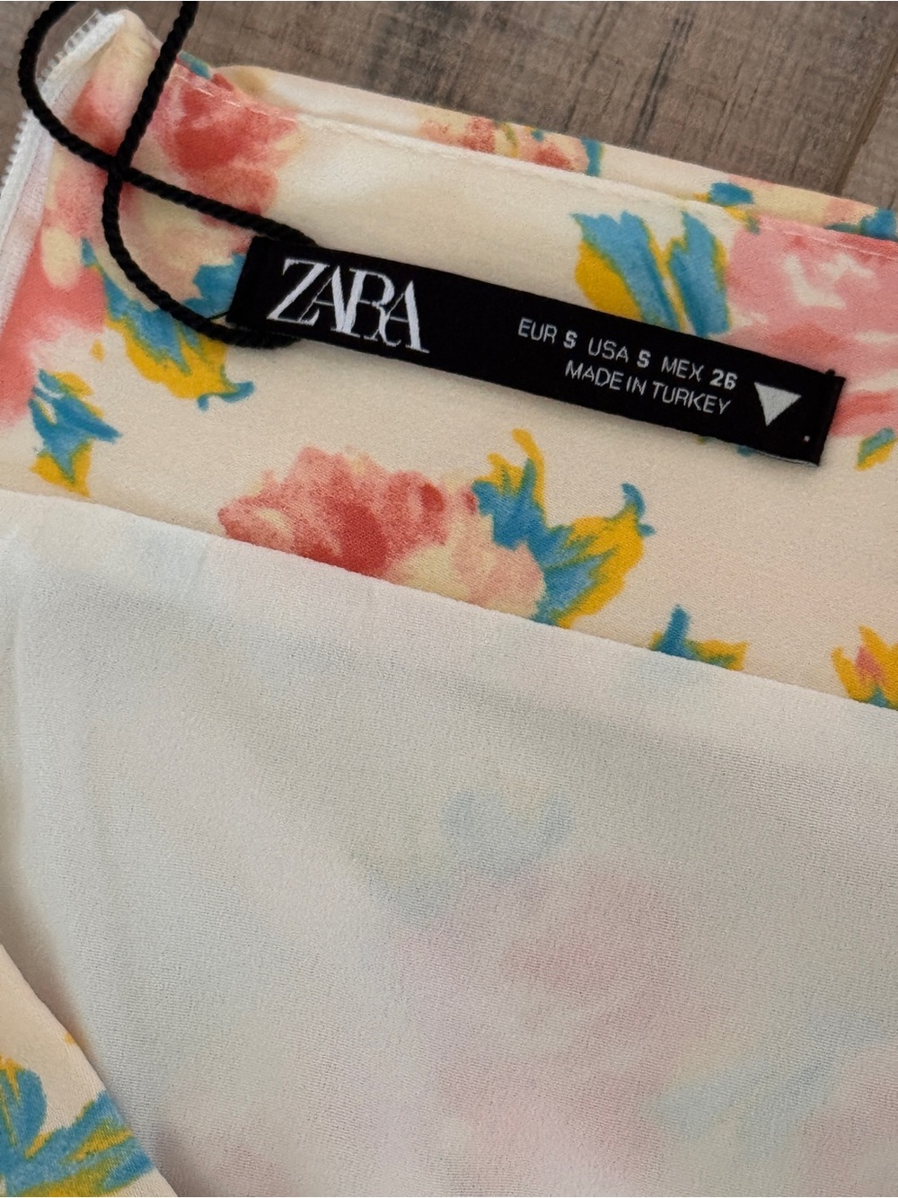 Zara Floral Romantic Cottage Core Cream Ruffle Hem Skirt - Picture 7 of 9